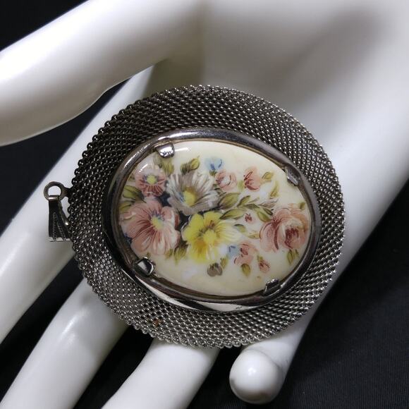 Vintage Floral Porcelain Mesh Frame Pendant, Silver tone, 1960s, 2 3/4 Inches - Picture 10 of 10